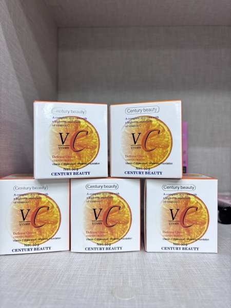 VC كريم اساس