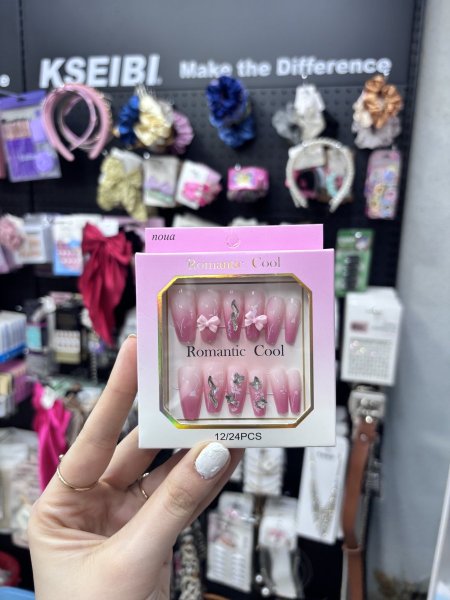 اظافر للايدين 🌸🎀