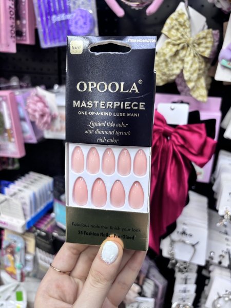 اظافر للايدين 💅🏻