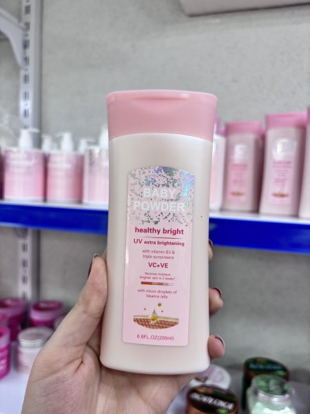 🌸 كريم Baby Powder بالفيتامين C و E ✨