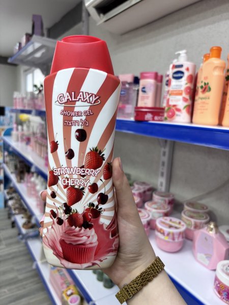 شورجل برائحة الفراولة و الكرز 🍓🍒